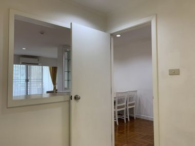 For Rent At Acadamia Grand Tower 2 Bedrooms 1 Bathroom 38,000THB/month Fully furnished