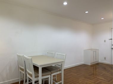 For Rent At Acadamia Grand Tower 2 Bedrooms 1 Bathroom 38,000THB/month Fully furnished