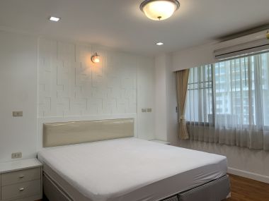 For Rent At Acadamia Grand Tower 2 Bedrooms 1 Bathroom 40,000THB/month Fully furnished