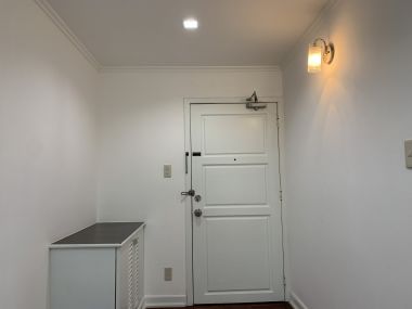 For Rent At Acadamia Grand Tower 2 Bedrooms 1 Bathroom 38,000THB/month Fully furnished