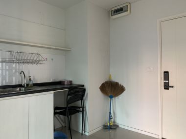 ขายด่วน!!! ราคาดี จนต้องรีบคว้าที่ Aspire Rama9 2 ห้องนอน 2 ห้องน้ำ 66 ตรม. ใกล้ MRT พระราม 9 เพียง 5,600,000 บาท เฟอร์นิเจอร์ครบพร้อมเข้าอยู่