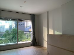 Hot Deal !! Aspire Rama 9 For Sale 2 Bedrooms 2 Bathrooms  5,600,000 THB Fully furnished