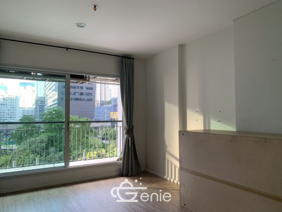Hot Deal !! Aspire Rama 9 For Sale 2 Bedrooms 2 Bathrooms  5,600,000 THB Fully furnished