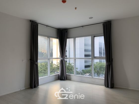 Hot Deal !! Aspire Rama 9 For Sale 2 Bedrooms 2 Bathrooms  5,600,000 THB Fully furnished