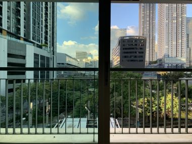 ขายด่วน!!! ราคาดี จนต้องรีบคว้าที่ Aspire Rama9 2 ห้องนอน 2 ห้องน้ำ 66 ตรม. ใกล้ MRT พระราม 9 เพียง 5,600,000 บาท เฟอร์นิเจอร์ครบพร้อมเข้าอยู่