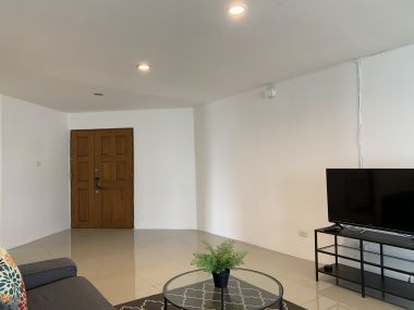 Condo For Rent At The Waterford Park Sukhumvit 53 2 Bedrooms 2 Bathrooms 20,000THB/month Fully furnished