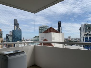 Condo For Rent At The Waterford Park Sukhumvit 53 2 Bedrooms 2 Bathrooms 20,000THB/month Fully furnished