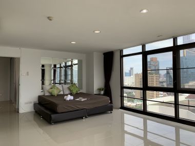 Condo For Rent At The Waterford Park Sukhumvit 53 2 Bedrooms 2 Bathrooms 20,000THB/month Fully furnished