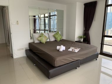 Condo For Rent At The Waterford Park Sukhumvit 53 2 Bedrooms 2 Bathrooms 20,000THB/month Fully furnished