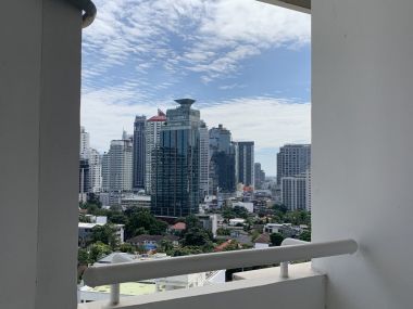 Condo For Rent At The Waterford Park Sukhumvit 53 2 Bedrooms 2 Bathrooms 20,000THB/month Fully furnished