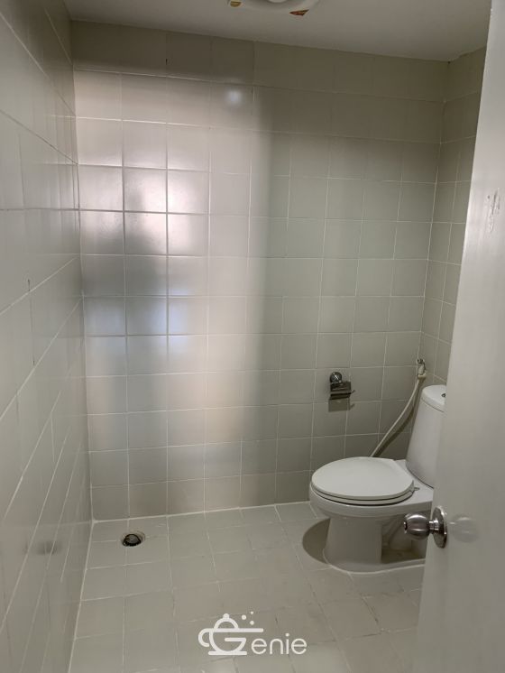 CONDO FOR RENT At The Waterford Park Sukhumvit 53 3 Bedrooms 3 Bathrooms 45,000THB/month Fully furnished