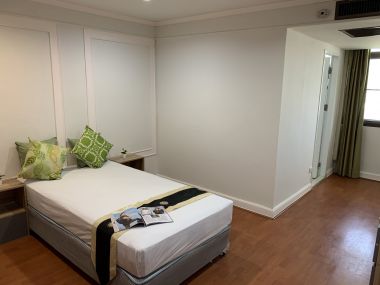 CONDO FOR RENT At The Waterford Park Sukhumvit 53 3 Bedrooms 3 Bathrooms 45,000THB/month Fully furnished