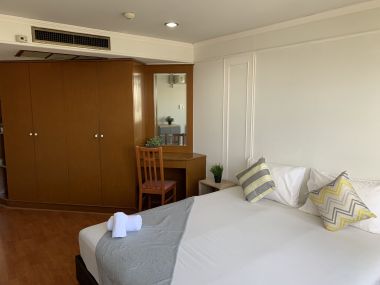CONDO FOR RENT At The Waterford Park Sukhumvit 53 3 Bedrooms 3 Bathrooms 45,000THB/month Fully furnished