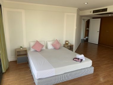 CONDO FOR RENT At The Waterford Park Sukhumvit 53 3 Bedrooms 3 Bathrooms 45,000THB/month Fully furnished