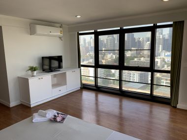 CONDO FOR RENT At The Waterford Park Sukhumvit 53 3 Bedrooms 3 Bathrooms 45,000THB/month Fully furnished