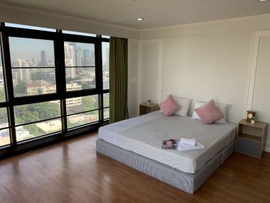 CONDO FOR RENT At The Waterford Park Sukhumvit 53 3 Bedrooms 3 Bathrooms 45,000THB/month Fully furnished