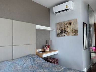 For Sale/Rent at Circle Sukhumvit 11 1 Bedroom 1 Bathroom Sale 5,900,000 THB Rent 29,000THB/month Fully furnished