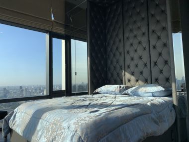 For Sale/Rent at Circle Sukhumvit 11 2 Bedroom 2 Bathroom Sale 18,000,000 THB Rent 90,000THB/month Fully furnished