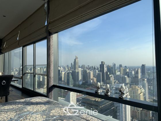 For Sale/Rent at Circle Sukhumvit 11 2 Bedroom 2 Bathroom Sale 18,000,000 THB Rent 90,000THB/month Fully furnished