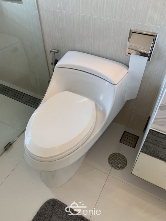 For Sale/Rent at Circle Sukhumvit 11 2 Bedroom 2 Bathroom Sale 18,000,000 THB Rent 90,000THB/month Fully furnished