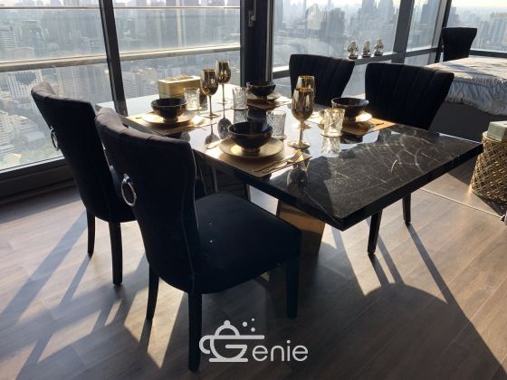 For Sale/Rent at Circle Sukhumvit 11 2 Bedroom 2 Bathroom Sale 18,000,000 THB Rent 90,000THB/month Fully furnished