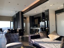 For Sale/Rent at Circle Sukhumvit 11 2 Bedroom 2 Bathroom Sale 18,000,000 THB Rent 90,000THB/month Fully furnished