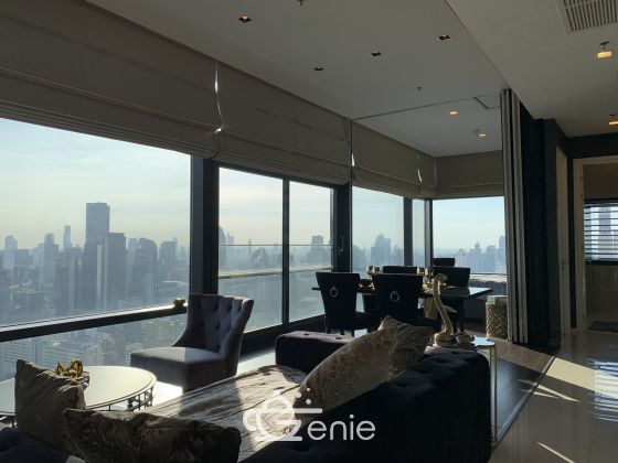 For Sale/Rent at Circle Sukhumvit 11 2 Bedroom 2 Bathroom Sale 18,000,000 THB Rent 90,000THB/month Fully furnished