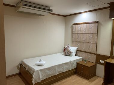 CONDO FOR RENT At The Waterford Park Sukhumvit 53 2 Bedrooms 3 Bathrooms 45,000THB/month Fully furnished