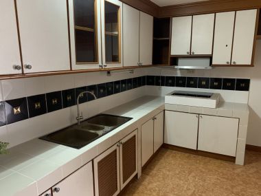 CONDO FOR RENT At The Waterford Park Sukhumvit 53 2 Bedrooms 3 Bathrooms 45,000THB/month Fully furnished