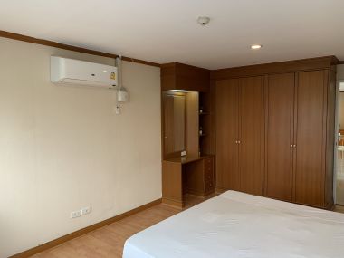 CONDO FOR RENT At The Waterford Park Sukhumvit 53 2 Bedrooms 3 Bathrooms 45,000THB/month Fully furnished