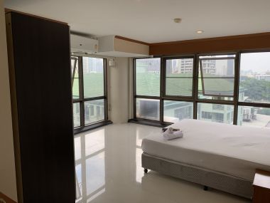 CONDO FOR RENT At The Waterford Park Sukhumvit 53 2 Bedrooms 3 Bathrooms 45,000THB/month Fully furnished
