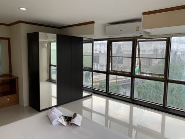 CONDO FOR RENT At The Waterford Park Sukhumvit 53 2 Bedrooms 3 Bathrooms 45,000THB/month Fully furnished