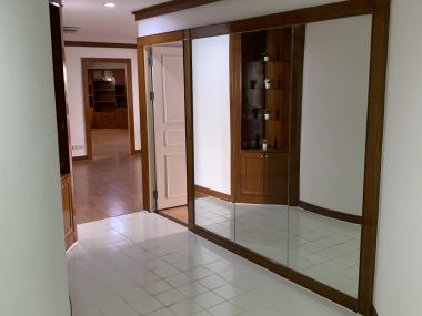 CONDO FOR RENT At The Waterford Park Sukhumvit 53 3 Bedrooms 3 Bathrooms 40,000THB/month Fully furnished