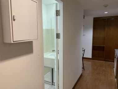 CONDO FOR RENT At The Waterford Park Sukhumvit 53 3 Bedrooms 3 Bathrooms 40,000THB/month Fully furnished