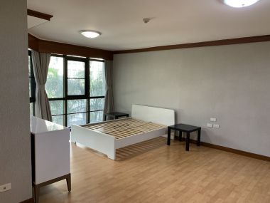 CONDO FOR RENT At The Waterford Park Sukhumvit 53 3 Bedrooms 3 Bathrooms 40,000THB/month Fully furnished