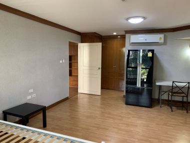 CONDO FOR RENT At The Waterford Park Sukhumvit 53 3 Bedrooms 3 Bathrooms 40,000THB/month Fully furnished