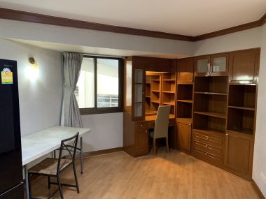 CONDO FOR RENT At The Waterford Park Sukhumvit 53 3 Bedrooms 3 Bathrooms 40,000THB/month Fully furnished