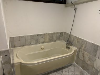 CONDO FOR RENT At The Waterford Park Sukhumvit 53 3 Bedrooms 3 Bathrooms 40,000THB/month Fully furnished