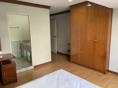 CONDO FOR RENT At The Waterford Park Sukhumvit 53 3 Bedrooms 3 Bathrooms 40,000THB/month Fully furnished