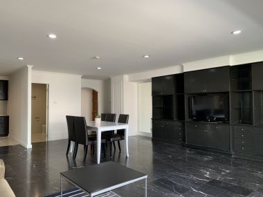 CONDO FOR RENT At The Waterford Park Sukhumvit 53 3 Bedrooms 3 Bathrooms 50,000THB/month Fully furnished