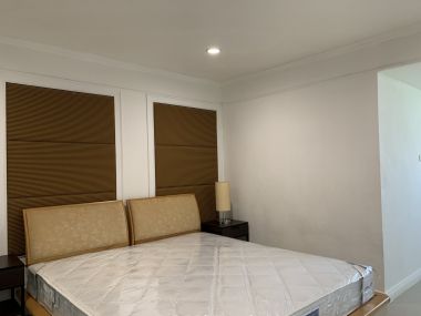 CONDO FOR RENT At The Waterford Park Sukhumvit 53 3 Bedrooms 3 Bathrooms 50,000THB/month Fully furnished