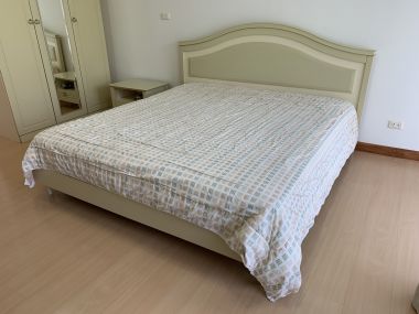 For Sale at Plus 38 Studio 1 Bathroom 4,200,000THB Fully furnished