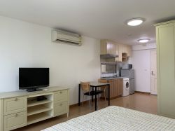 For Sale at Plus 38 Studio 1 Bathroom 4,200,000THB Fully furnished