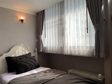 ปล่อยขาย/เช่า! Supalai Place Sukhumvit 39 2 ห้องนอน 1 ห้องน้ำ 142 ตรม. ใกล้ BTS พร้อมพงษ์ เพียง 41,888 บาท/เดือน (ราคาต่อรองได้) เฟอร์นิเจอร์ครบพร้อมเข้าอยู่