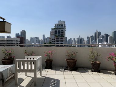 ปล่อยขาย/เช่า! Supalai Place Sukhumvit 39 2 ห้องนอน 1 ห้องน้ำ 142 ตรม. ใกล้ BTS พร้อมพงษ์ เพียง 41,888 บาท/เดือน (ราคาต่อรองได้) เฟอร์นิเจอร์ครบพร้อมเข้าอยู่