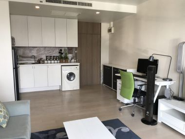 For rant at Noble Solo 1 Bedroom 1 Bathroom 35,000THB/month Fully furnished PROP000275