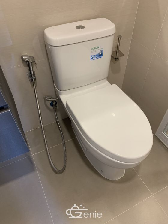 For Sale at Modiz Sukhumvit 50 Special Pirce 3,319,000THB 1 Bedroom 1 Bathroom Fully furnished