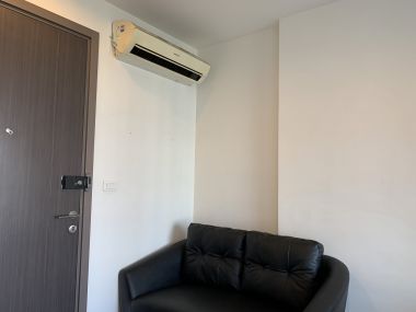 ปล่อยเช่า! The Base Park West Sukhumvit 77 1 ห้องนอน 1 ห้องน้ำ 25 ตรม. ราคาเพียง 10,000 บาท/เดือนใกล้ BTS พระโขนง เฟอร์นิเจอร์ครบพร้อมเข้าอยู่