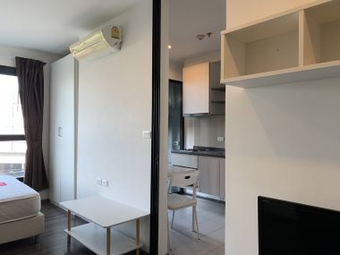 ปล่อยเช่า! The Base Park West Sukhumvit 77 1 ห้องนอน 1 ห้องน้ำ 25 ตรม. ราคาเพียง 10,000 บาท/เดือนใกล้ BTS พระโขนง เฟอร์นิเจอร์ครบพร้อมเข้าอยู่