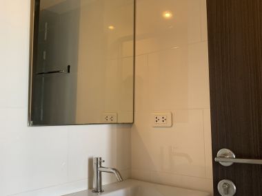 ปล่อยเช่า! The Base Park West Sukhumvit 77 1 ห้องนอน 1 ห้องน้ำ 25 ตรม. ราคาเพียง 10,000 บาท/เดือนใกล้ BTS พระโขนง เฟอร์นิเจอร์ครบพร้อมเข้าอยู่